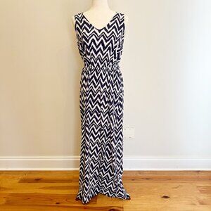 Lilly Pulitzer Mills Maxi Dress Medium Blue Chevron Stripes Resort Cruise Travel